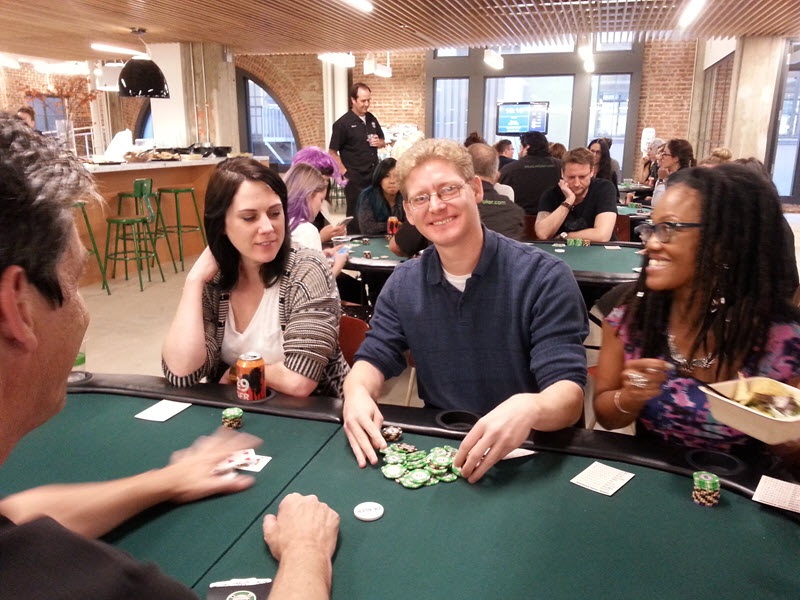 Semi – Bluff a texas holdem Weapon – A Dependable Poker Tip